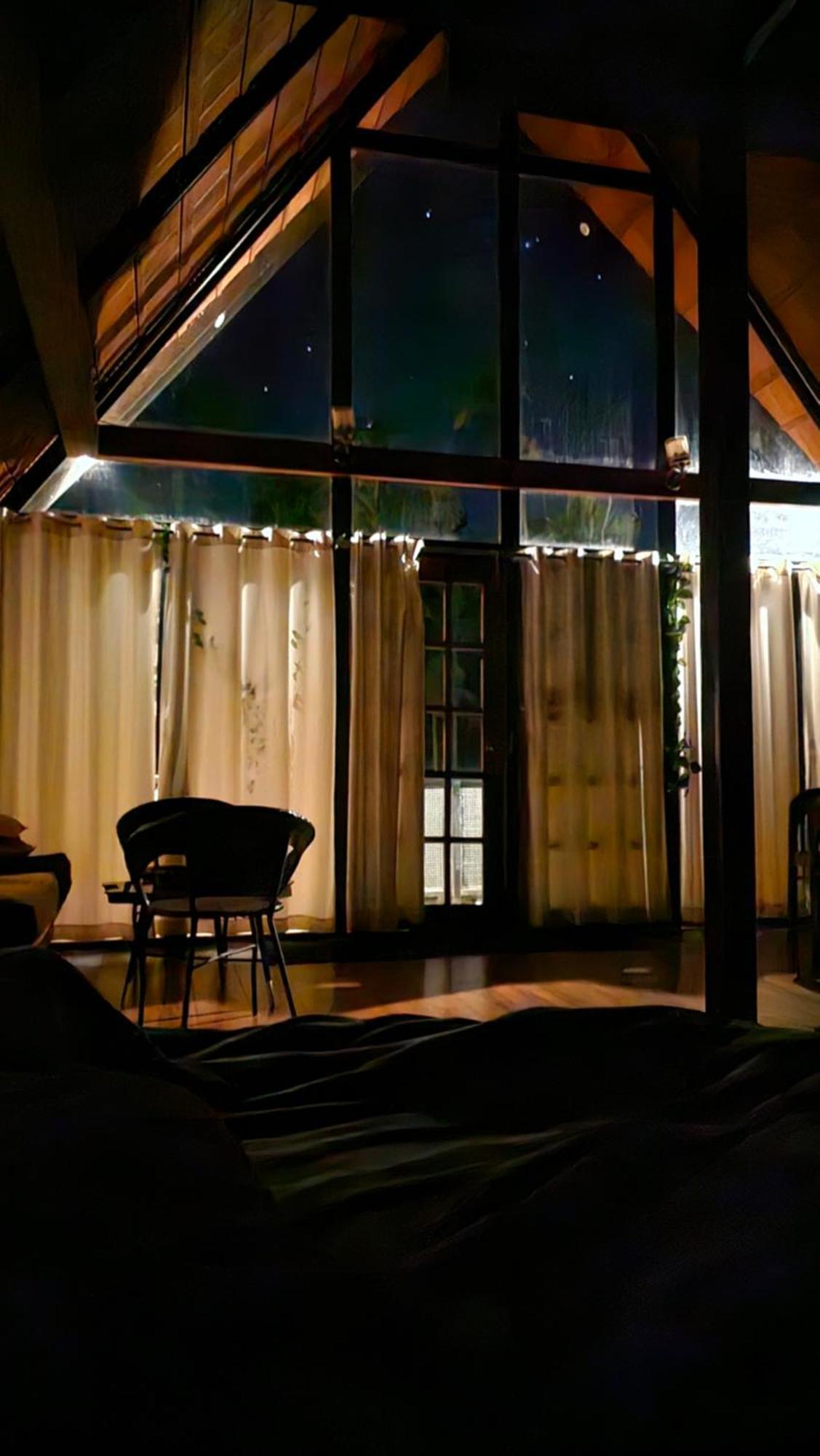 Whiskeywoods Villa Madikeri Exteriör bild